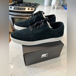 Men’s SOREL C-Street Lace WP sneakers in a size 11.5.